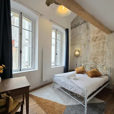 Cocon Urbain Avec Terrasse Privee Au Coeur Du Centre-ville 公寓