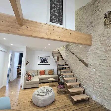 Cocon Urbain Avec Terrasse Privee Au Coeur Du Centre-ville Vindelle