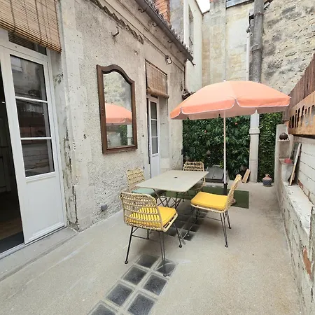 公寓 Cocon Urbain Avec Terrasse Privee Au Coeur Du Centre-ville Vindelle